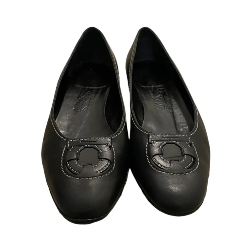 Salvatore Ferragamo flats - Picture 1 of 16